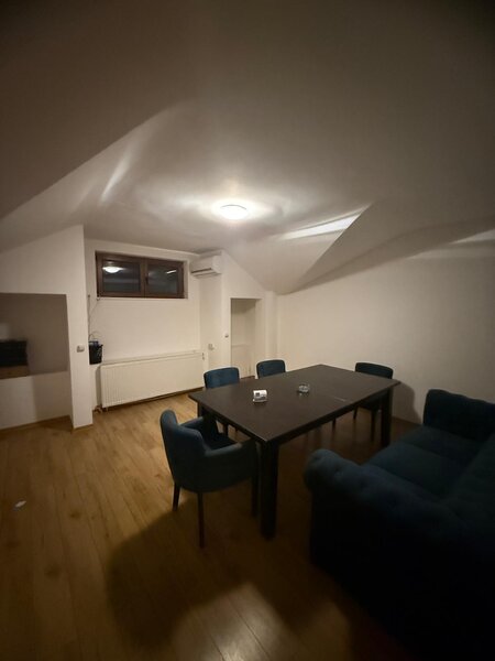 Str Armeneasca apartament deosebit