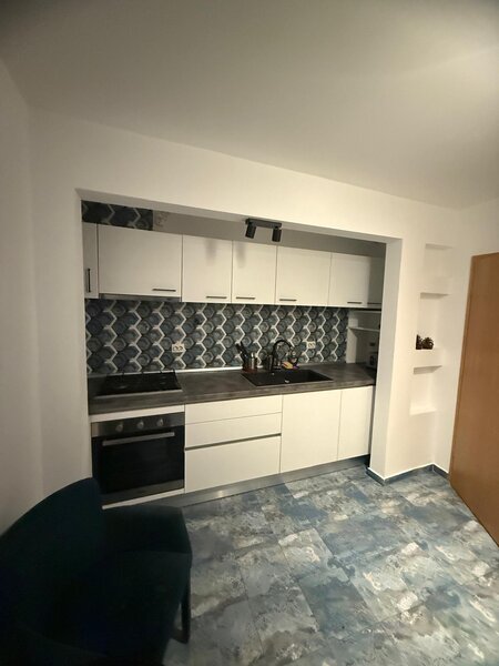 Str Armeneasca apartament deosebit